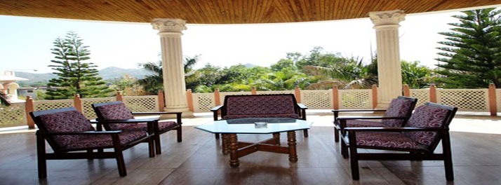 2204/Palanpur Palace - Mount Abu 07.jpg